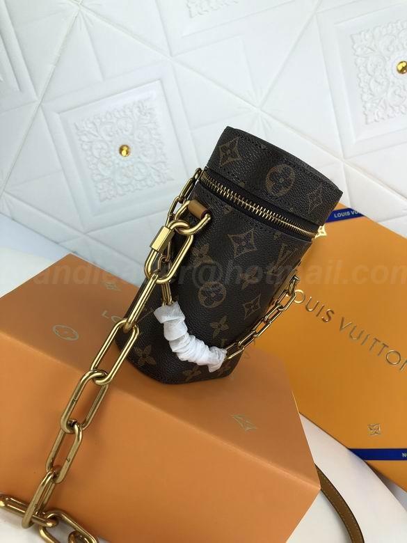 Louis Vuitton Handbags 128